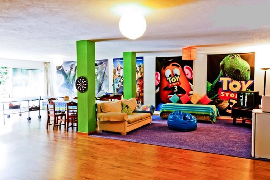 Coloured Studio Фару Номер фото